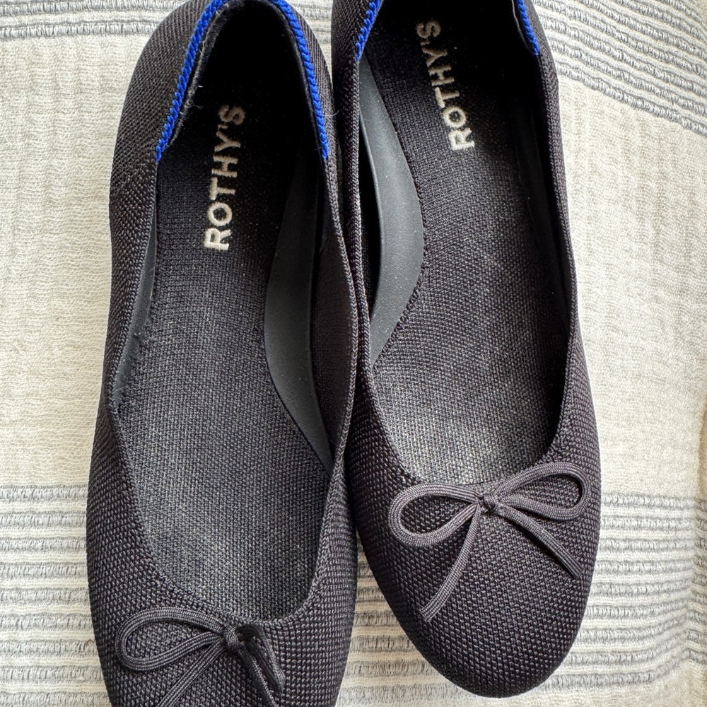 Rothy's Black and Blue Bow Flats